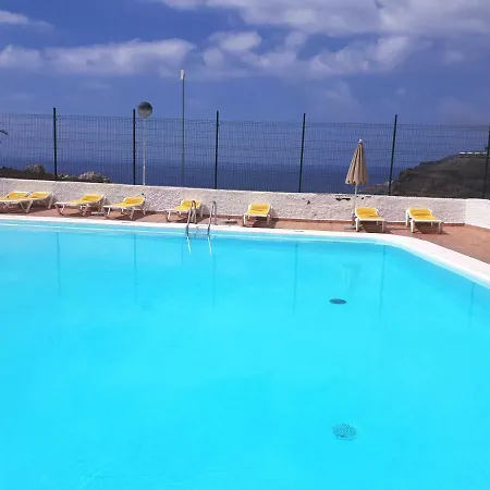 Apartment Apt With Sea View And Large Swimming Pool
