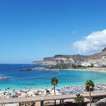 Apt With Sea View And Large Swimming Pool Daire Amadores