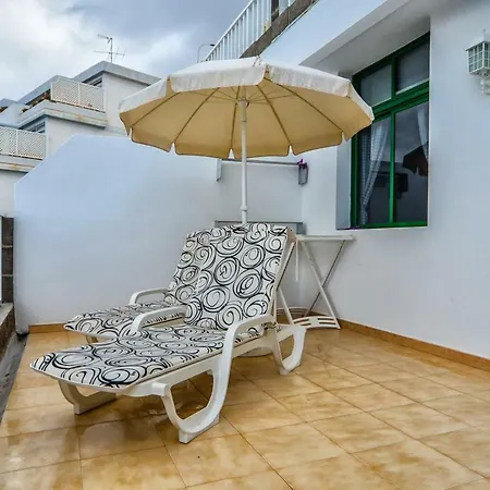 Apt With Sea View And Large Swimming Pool Daire Amadores
