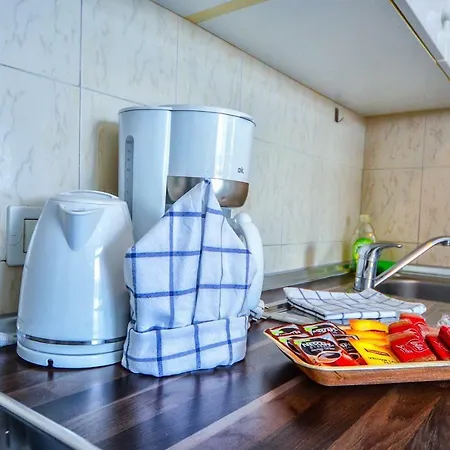 Apt With Sea View And Large Swimming Pool *