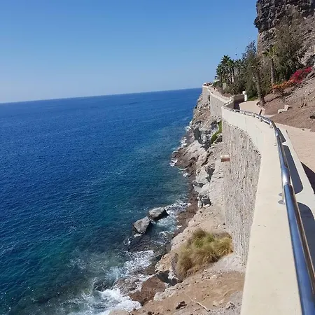 Apt With Sea View And Large Swimming Pool * Amadores