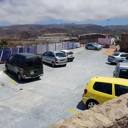 Apt With Sea View And Large Swimming Pool Amadores