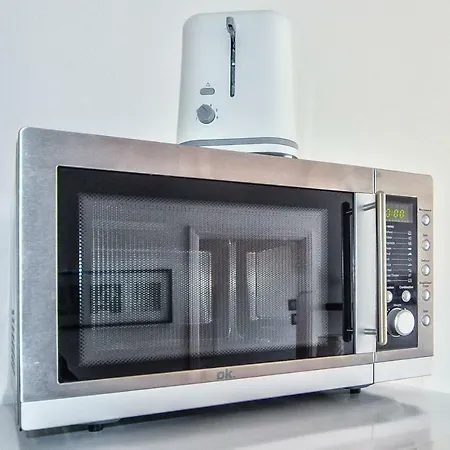 Apt With Sea View And Large Swimming Pool Daire