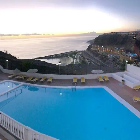 Apt With Sea View And Large Swimming Pool Daire *