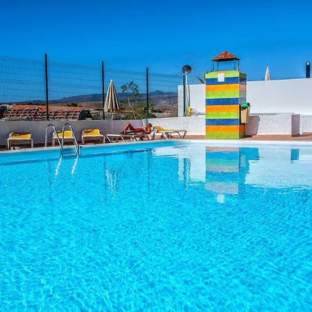 Apt With Sea View And Large Swimming Pool Amadores