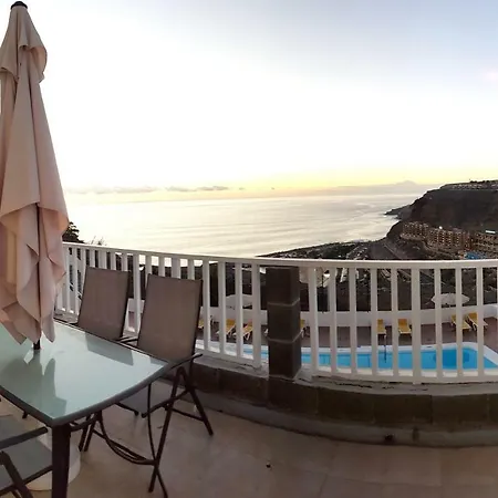 Apartamento Apt With Sea View And Large Swimming Pool